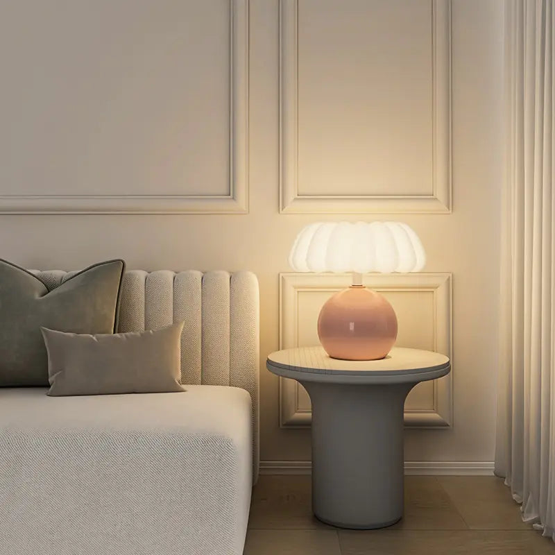 CremeLuxe Lamp