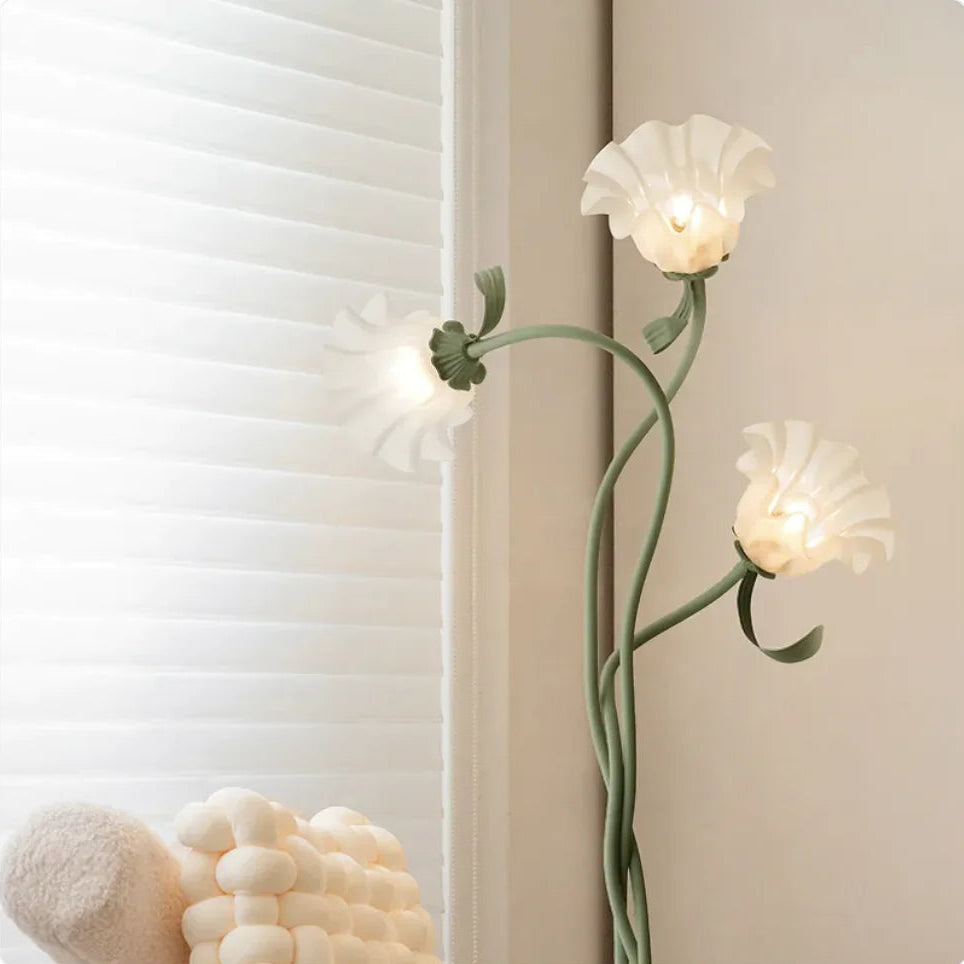 Lily Floral Floor Lamp