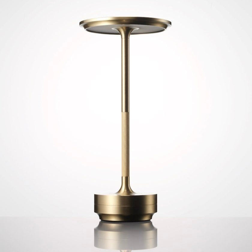LuminaMetal Lamp
