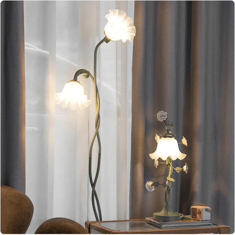 Lily Floral Floor Lamp