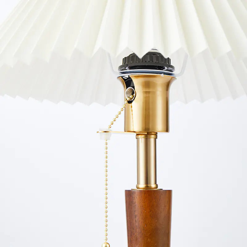 Nordic Pleat Lamp