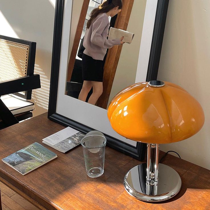 Petal Dome Lamp