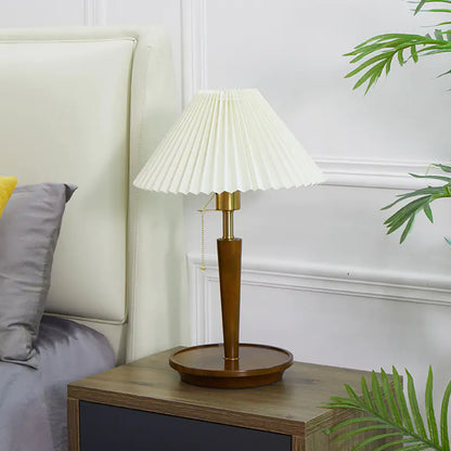 Nordic Pleat Lamp
