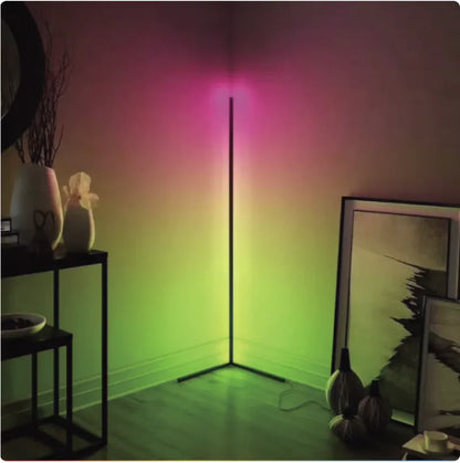 Smart AuraLine Floor Lamp